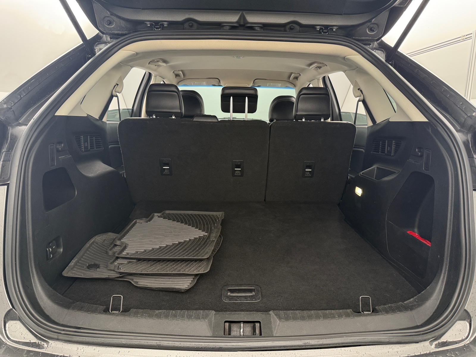 Thumbnail: 2017 Ford Edge - 6