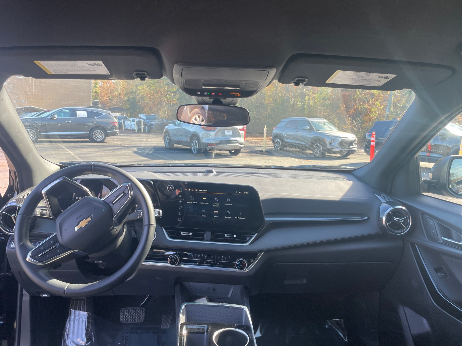 Thumbnail: 2025 Chevrolet Equinox - 3