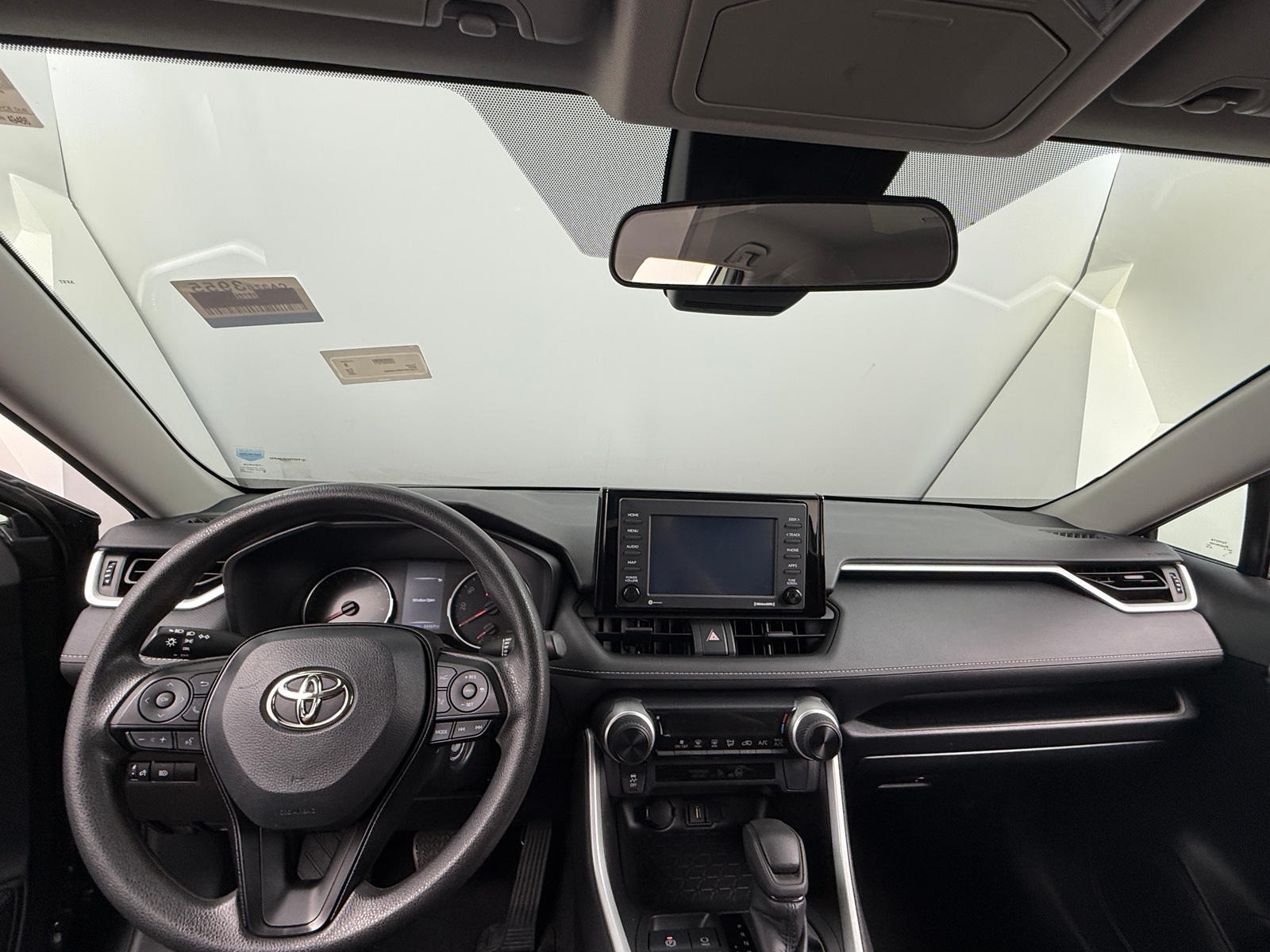 Thumbnail: 2022 Toyota RAV4 - 3