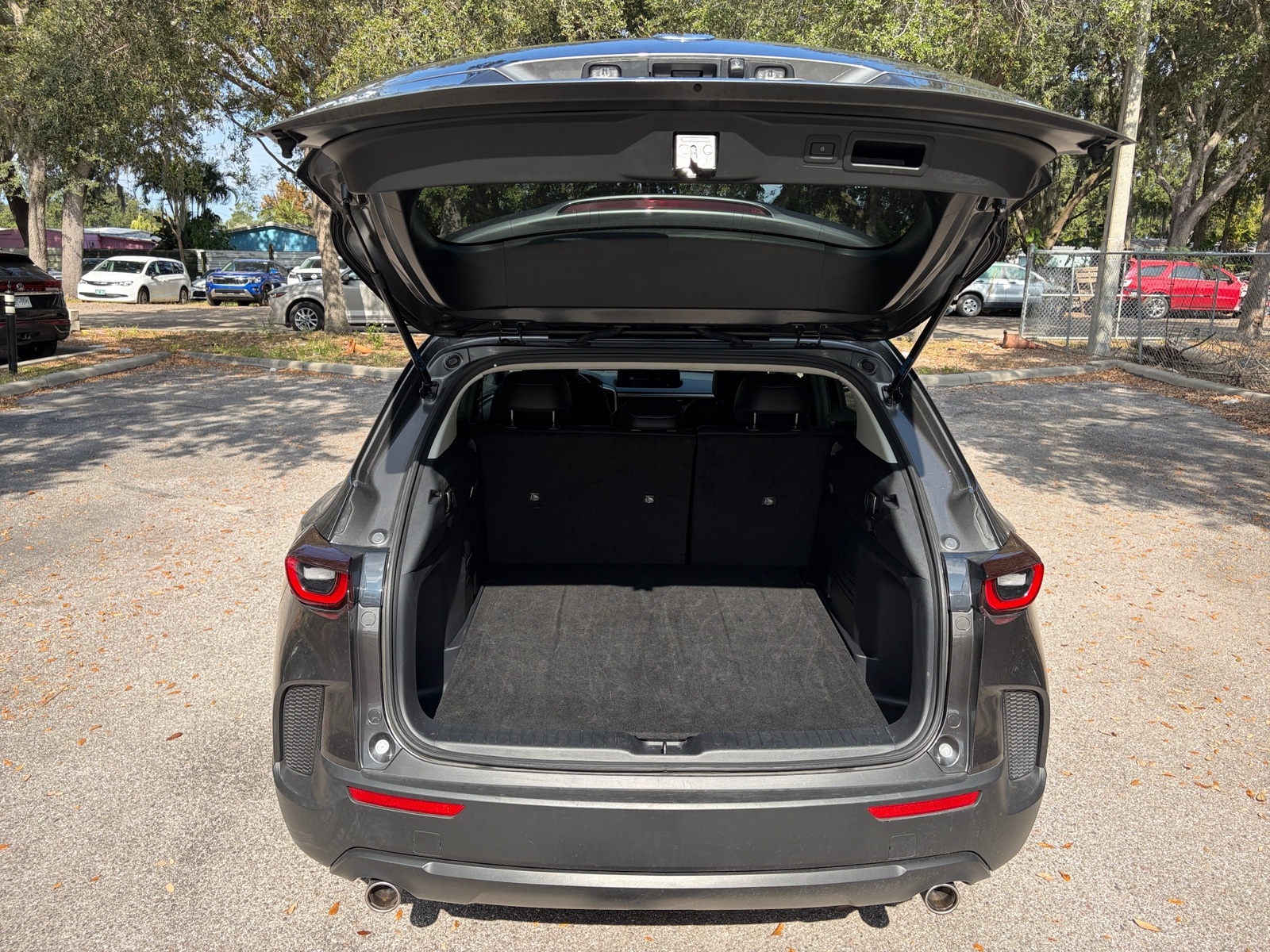 Thumbnail: 2025 Mazda CX-50 - 4