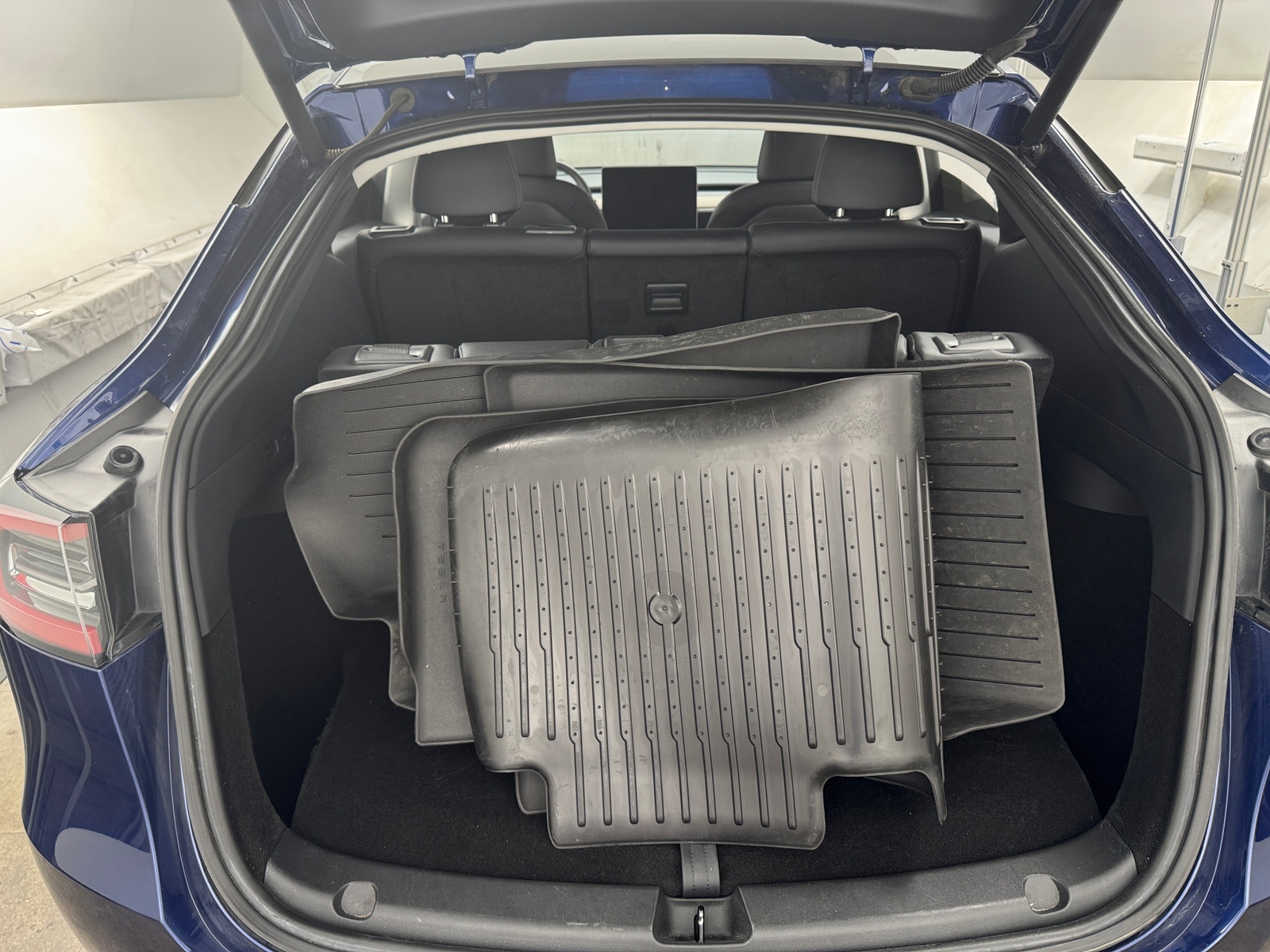 Thumbnail: 2023 Tesla Model Y - 6