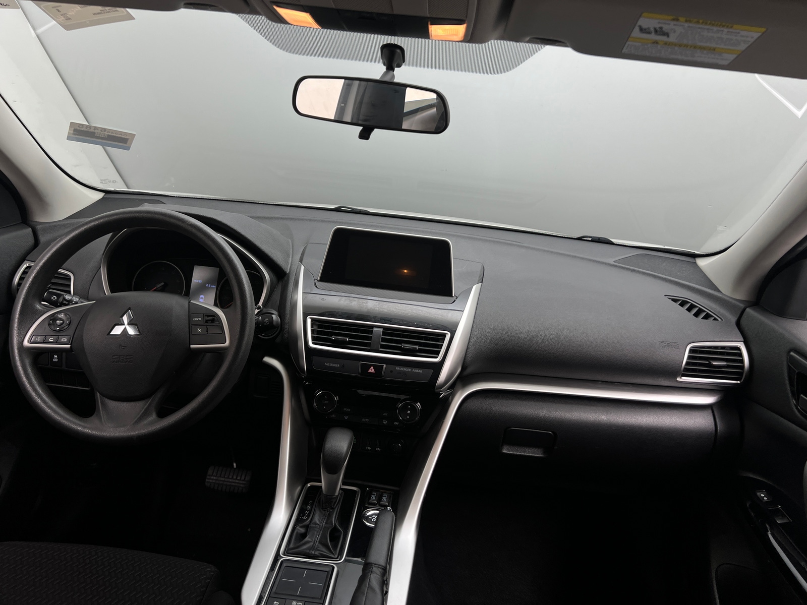 Thumbnail: 2020 Mitsubishi Eclipse Cross - 3