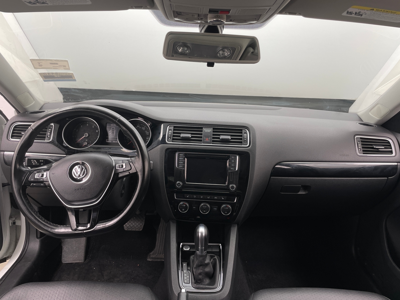 Thumbnail: 2017 Volkswagen Jetta - 2