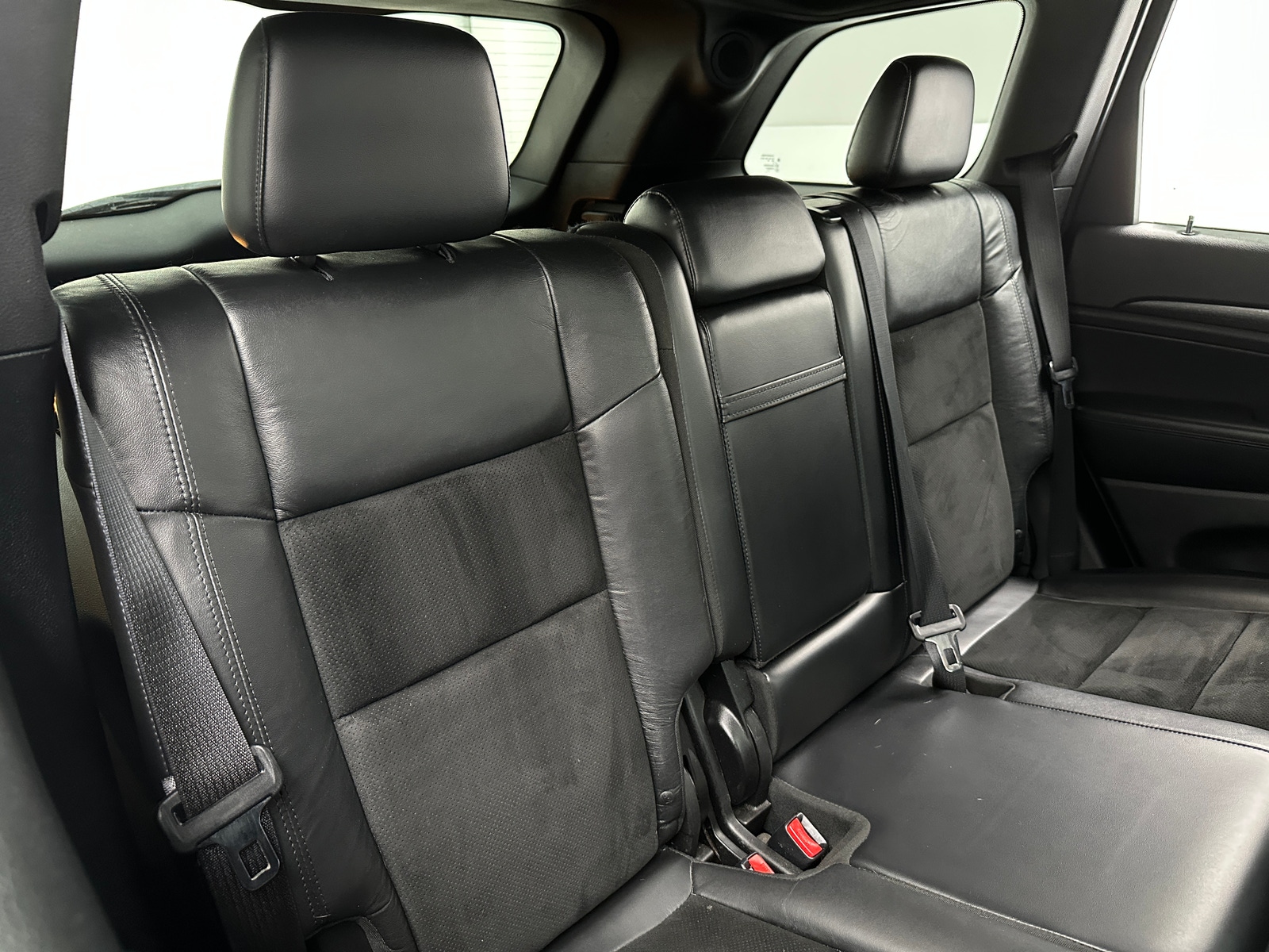 Thumbnail: 2017 Jeep Grand Cherokee - 6