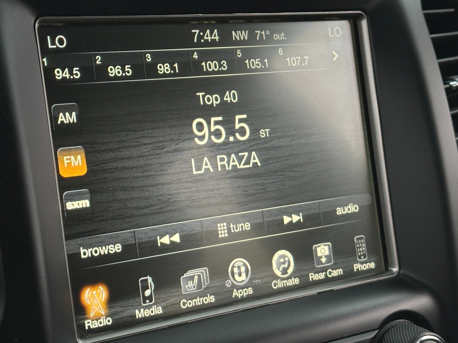 Thumbnail: 2017 Jeep Grand Cherokee - 4