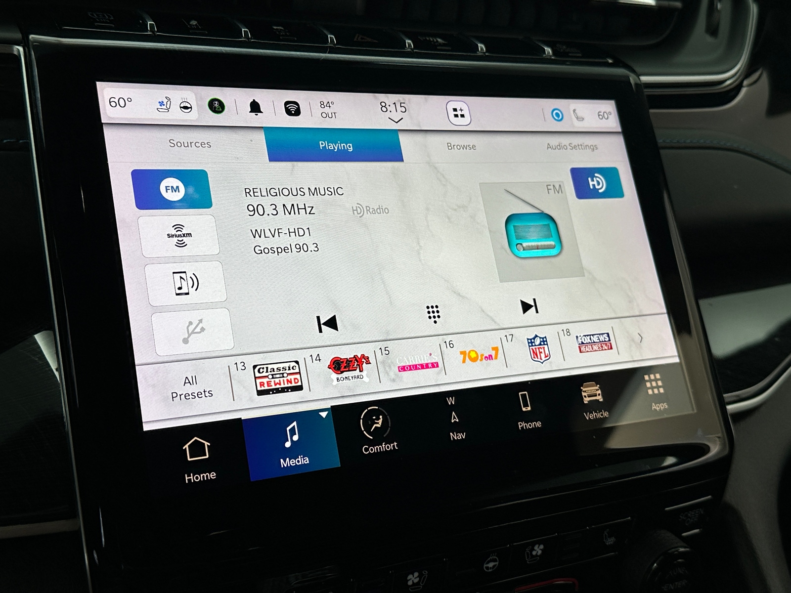 Thumbnail: 2022 Jeep Grand Cherokee - 3