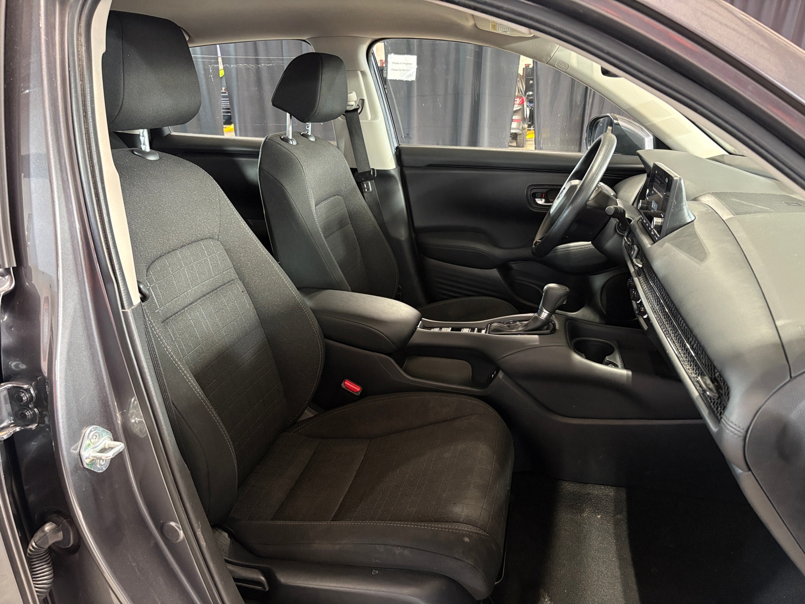 Thumbnail: 2024 Honda HR-V - 2