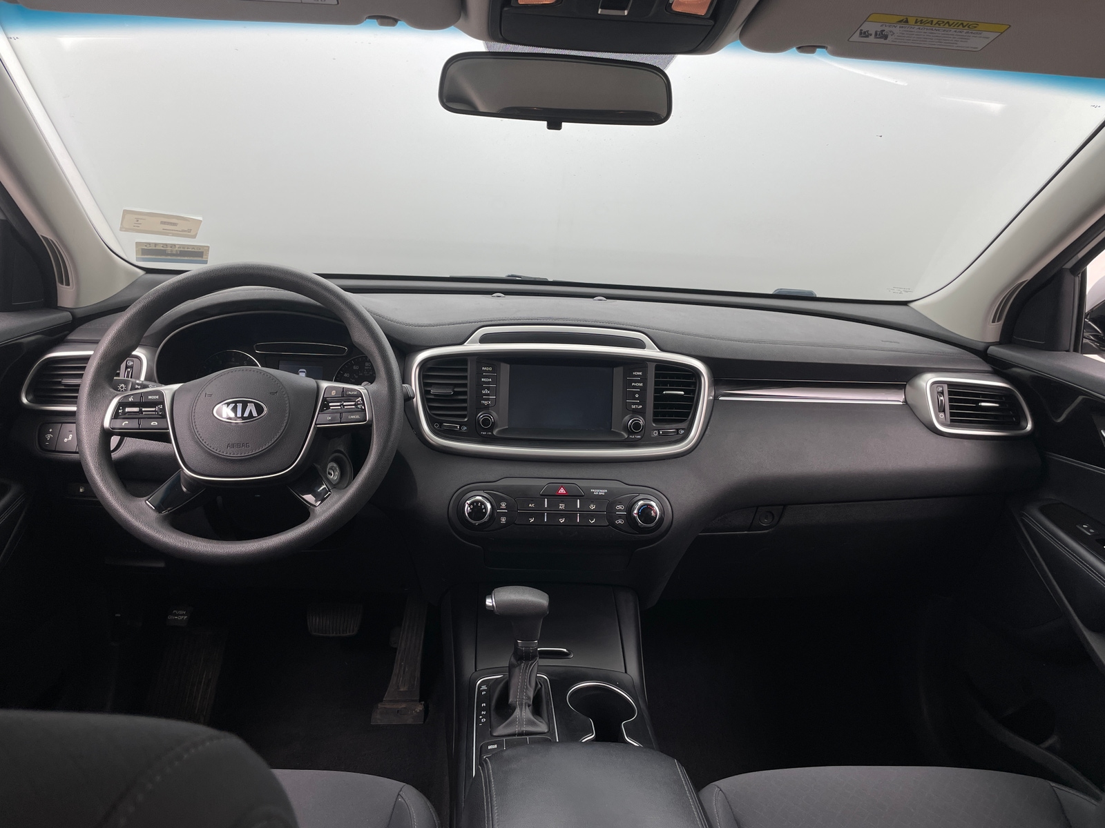 Thumbnail: 2019 Kia Sorento - 3