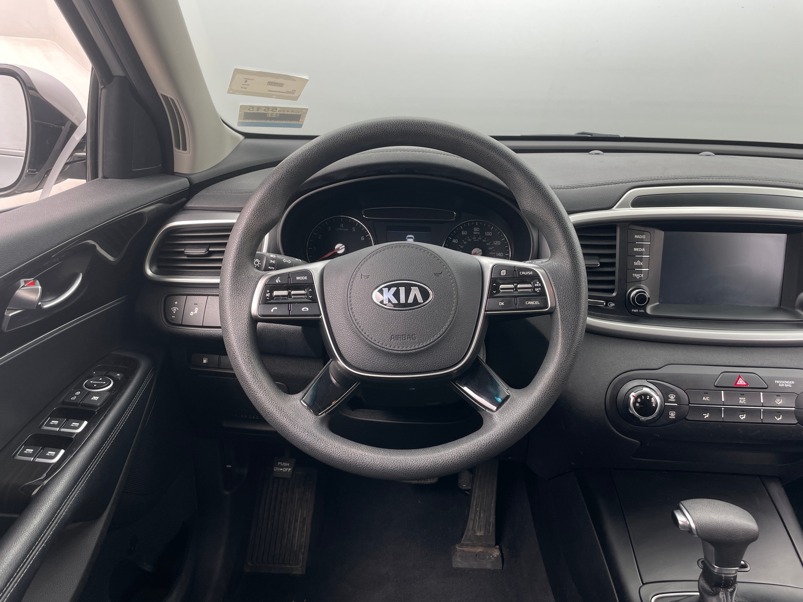 Thumbnail: 2019 Kia Sorento - 5
