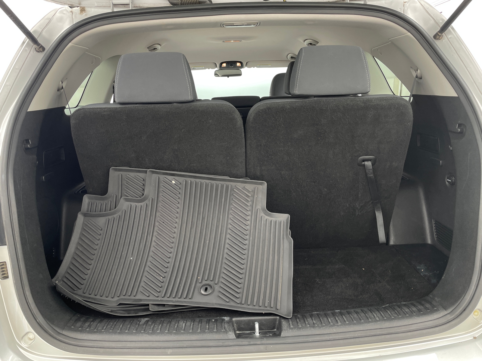 Thumbnail: 2019 Kia Sorento - 7