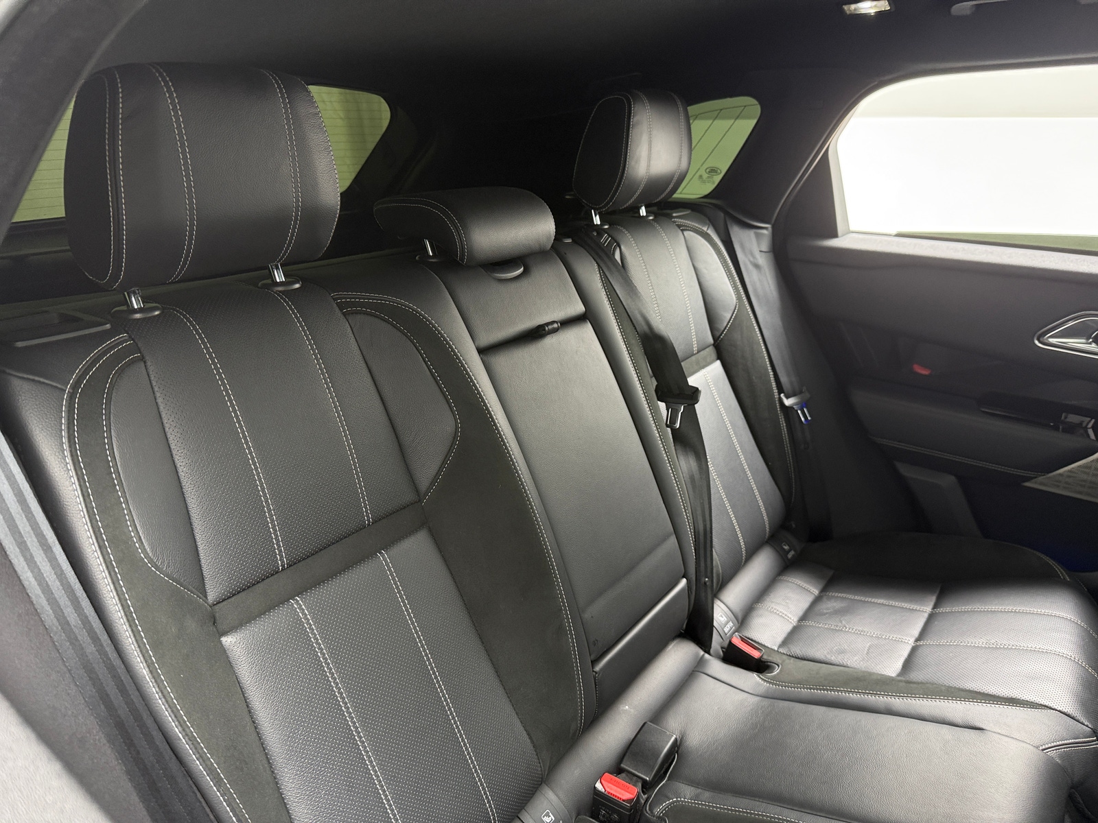 Thumbnail: 2018 Land Rover Range Rover Velar - 5