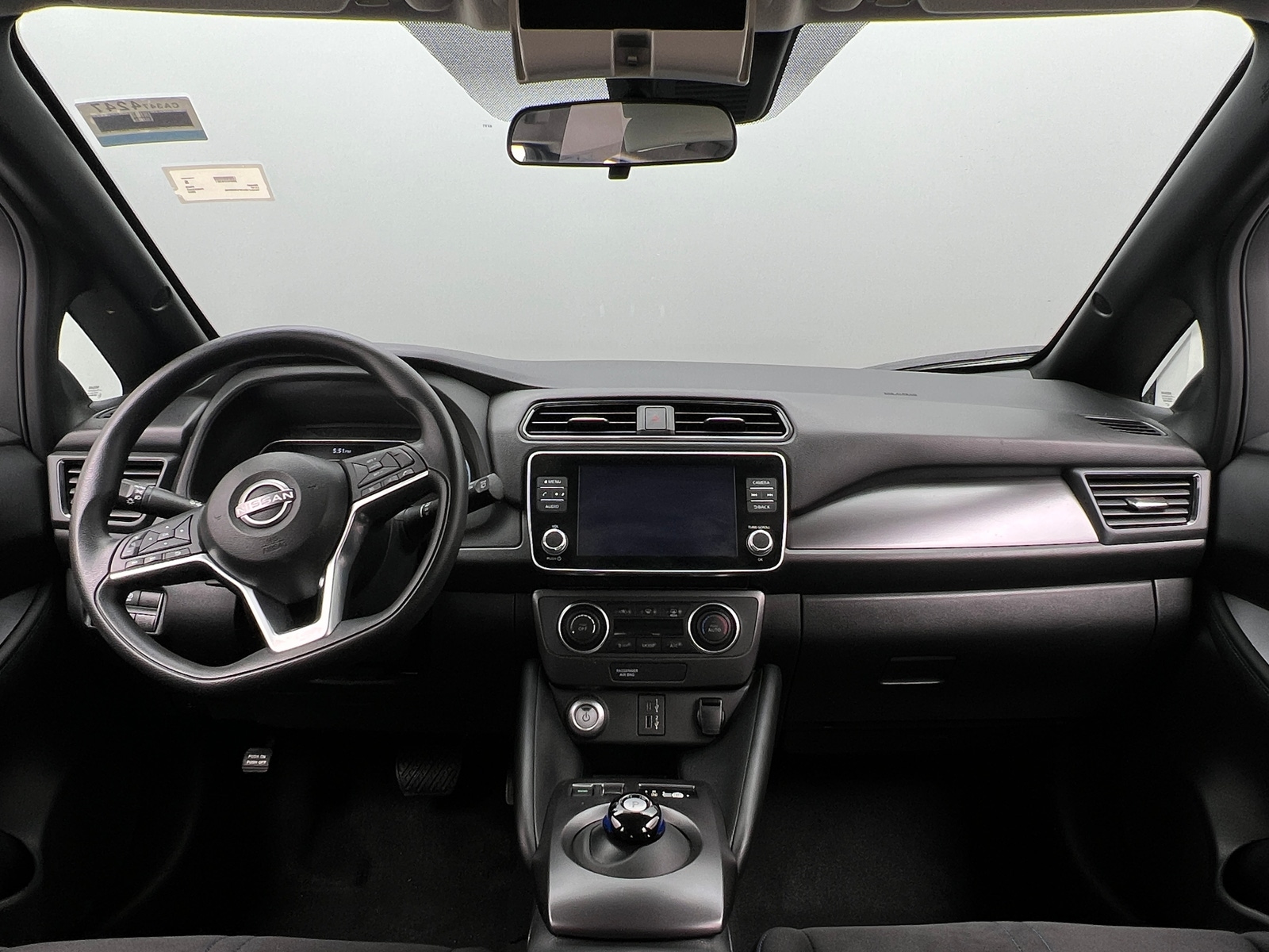 Thumbnail: 2023 Nissan Leaf - 3