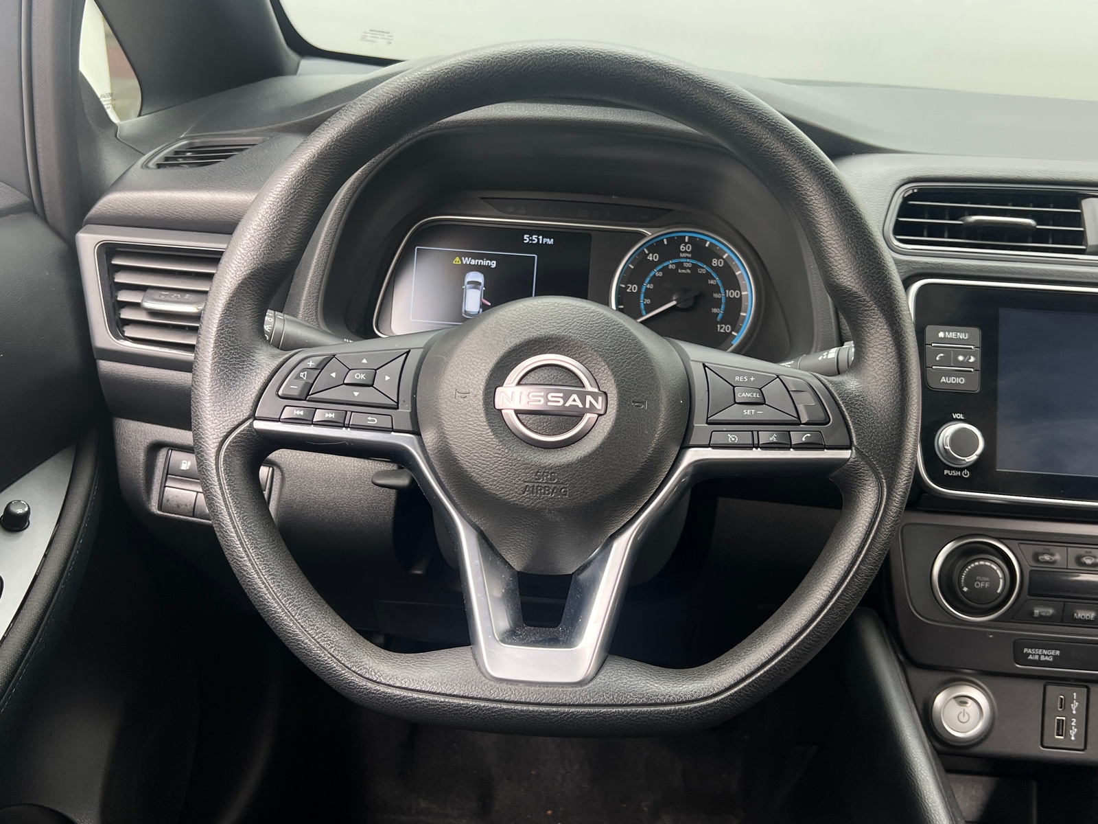 Thumbnail: 2023 Nissan Leaf - 5