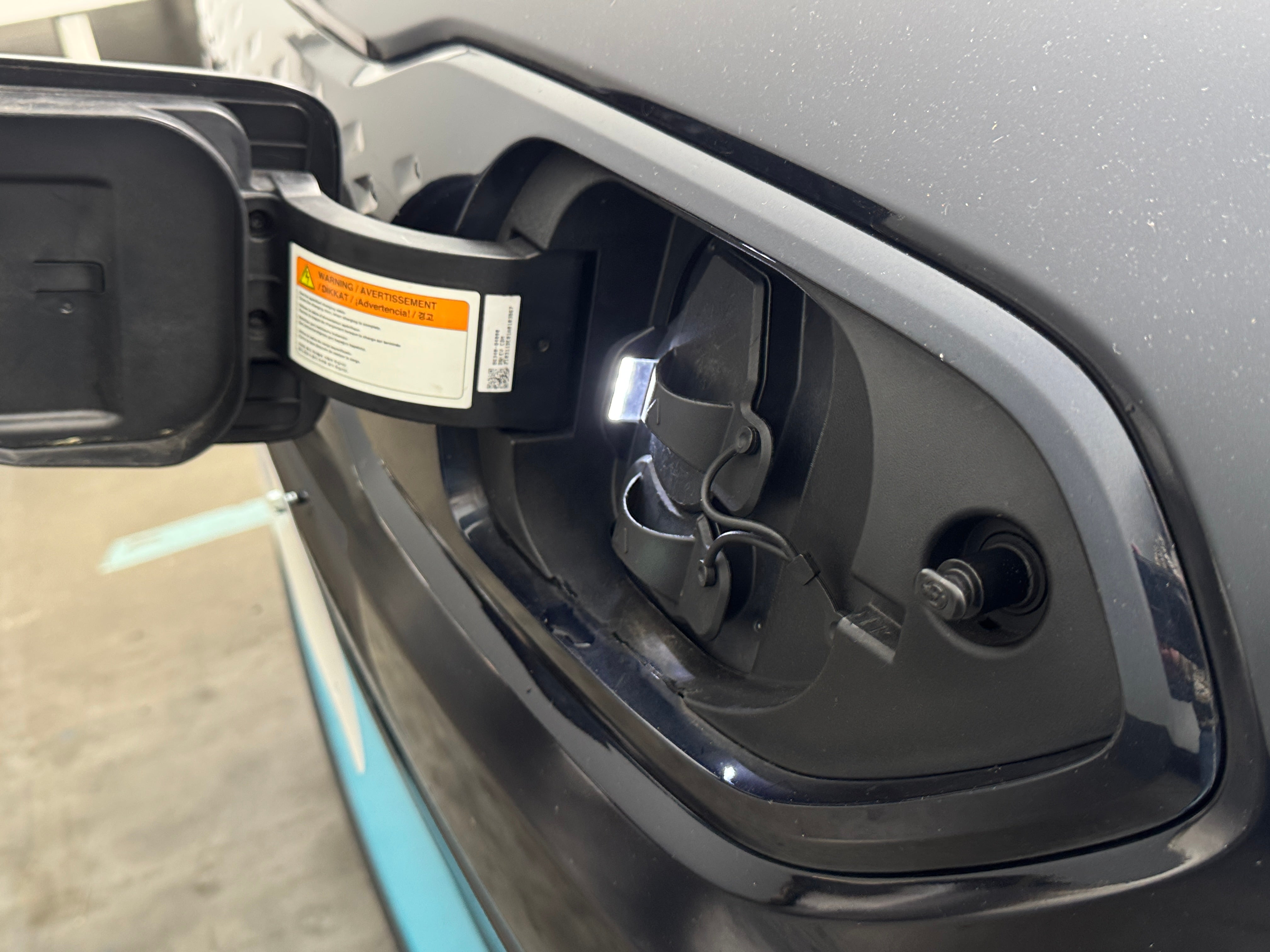 Used 2021 Kia Niro EX with VIN KNDCC3LG2M5099167 for sale in Oak Creek, WI