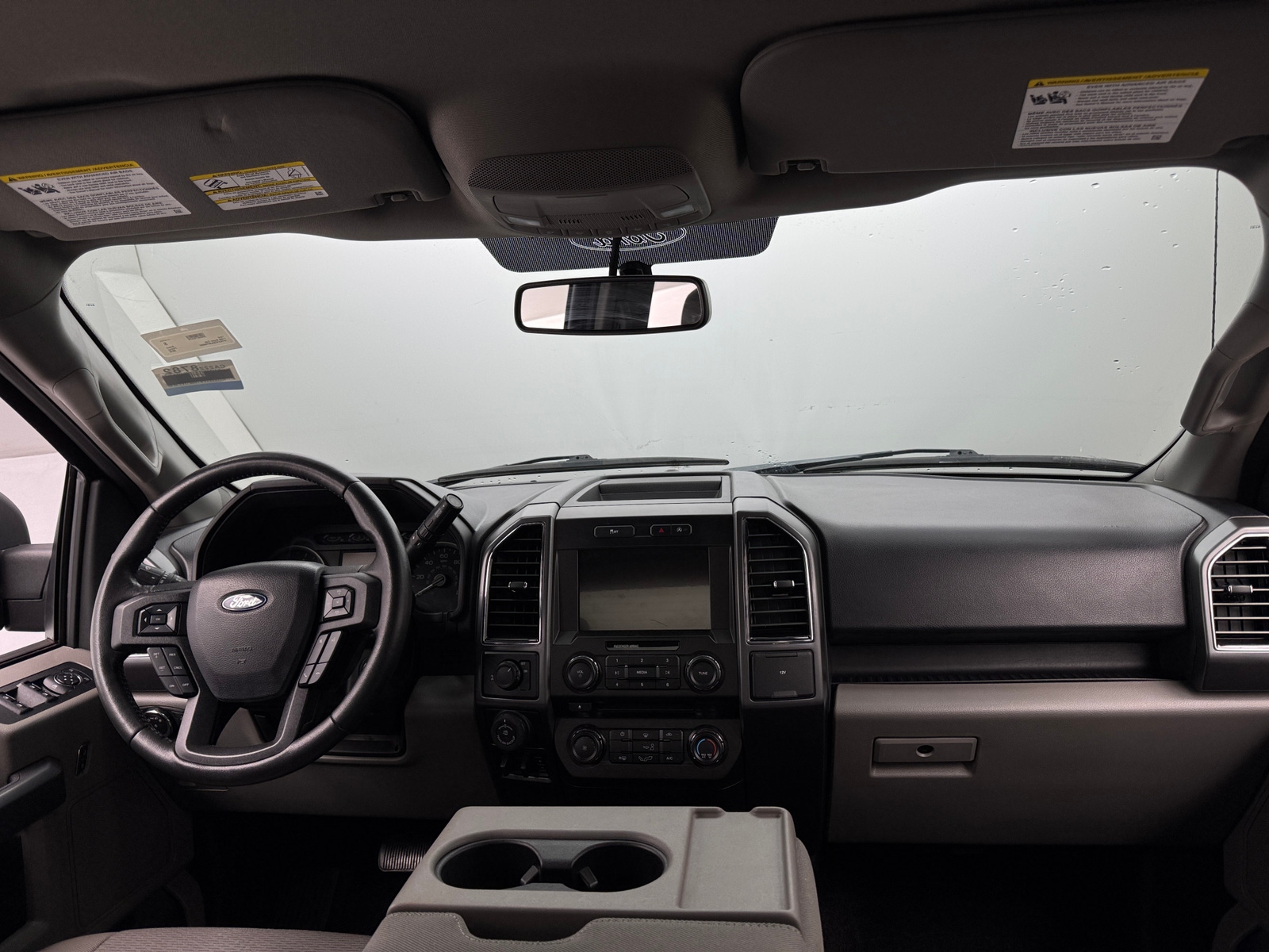 Thumbnail: 2018 Ford Econoline - 3