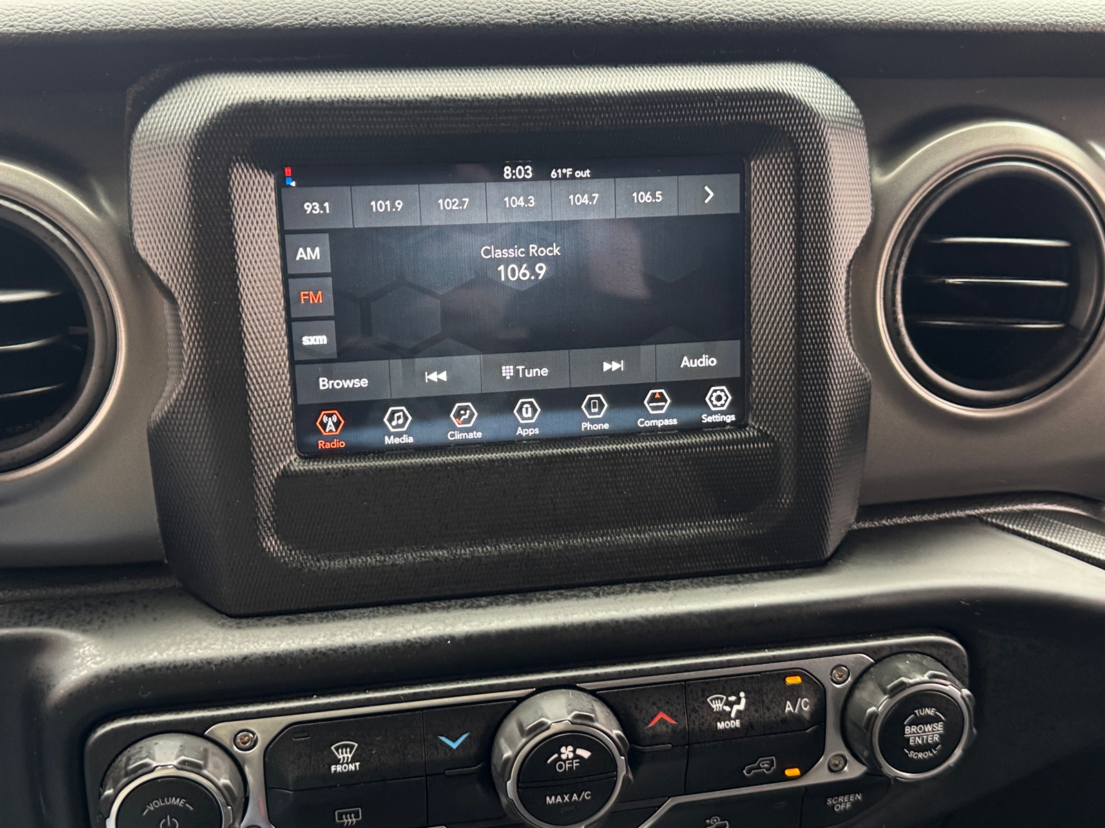 Thumbnail: 2023 Jeep Wrangler - 4