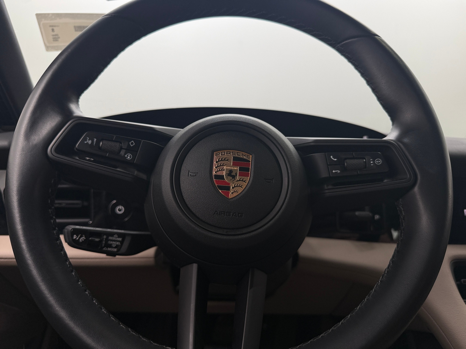 Thumbnail: 2023 Porsche Taycan - 4