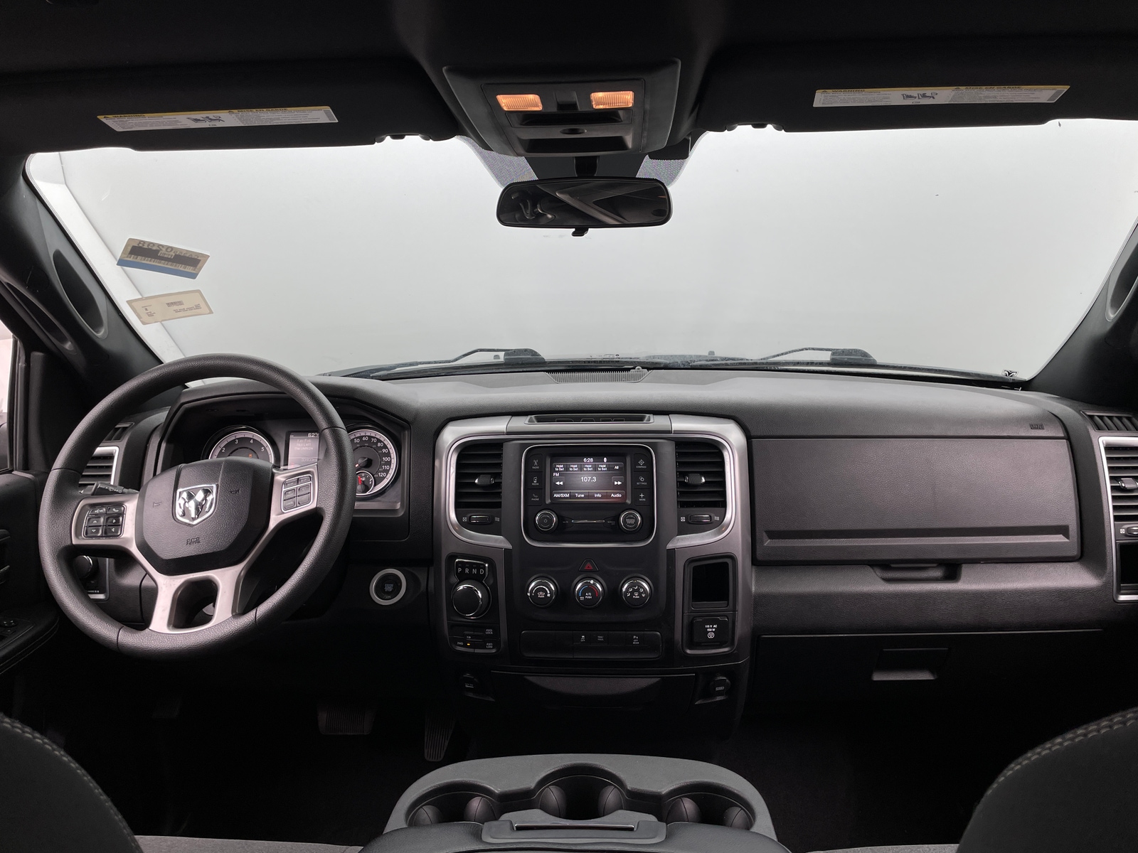 Thumbnail: 2022 RAM 1500 Classic - 3