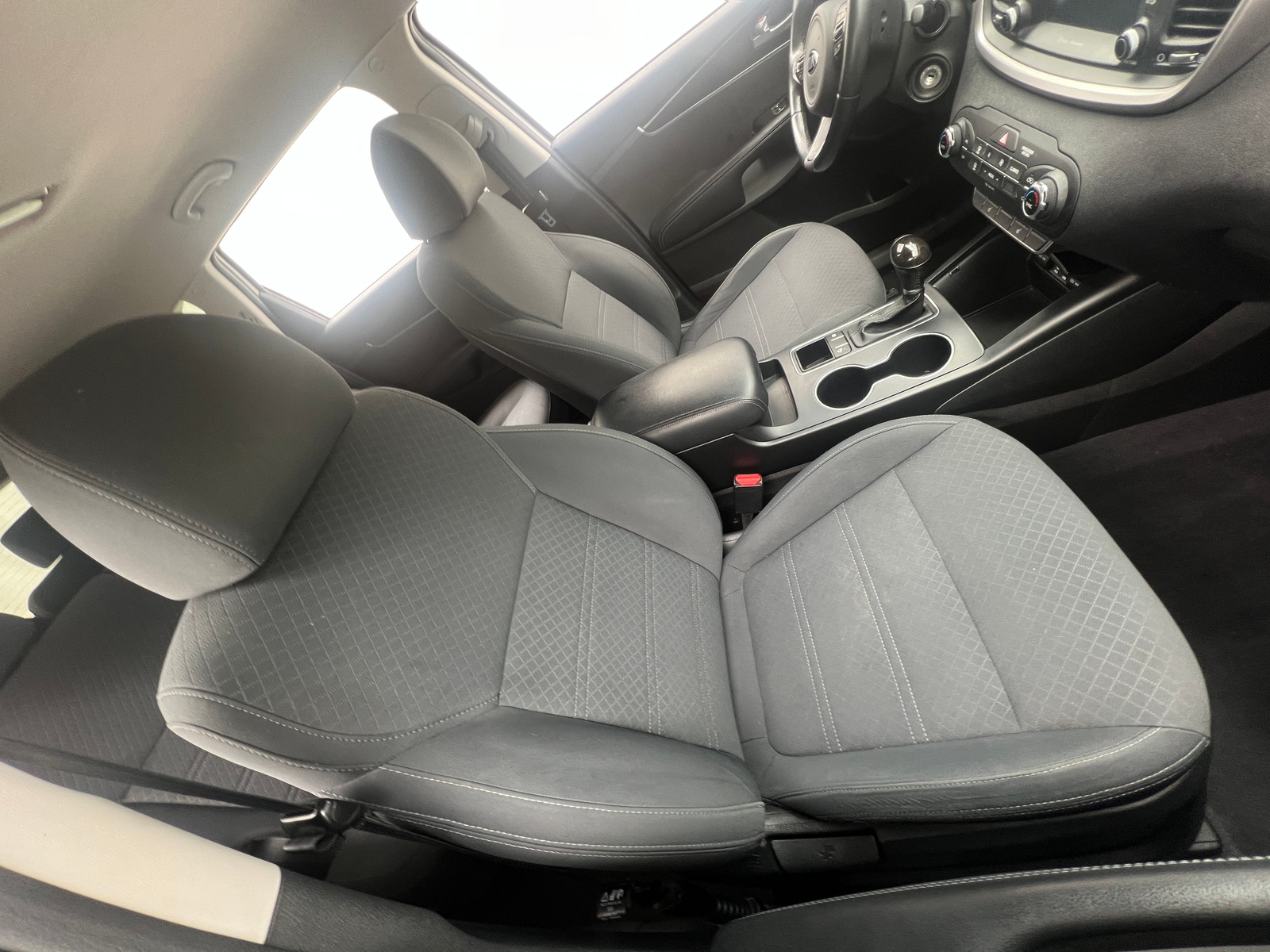 Thumbnail: 2018 Kia Sorento - 2