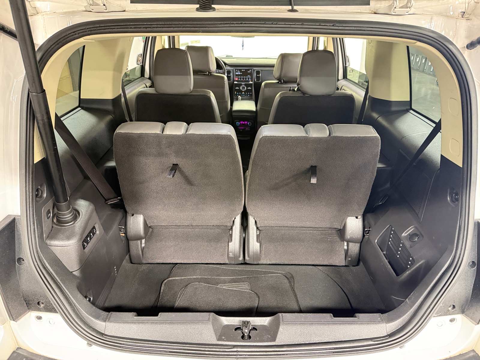 Thumbnail: 2019 Ford Flex - 6