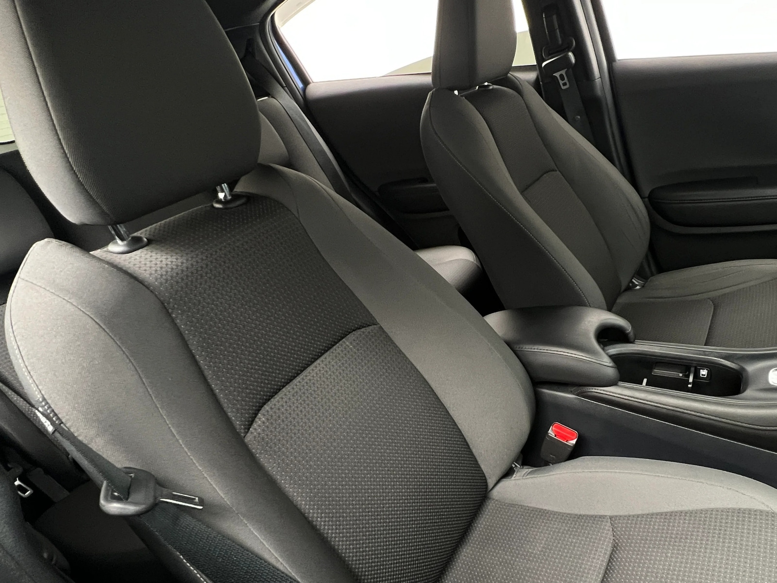 Thumbnail: 2022 Honda HR-V - 2