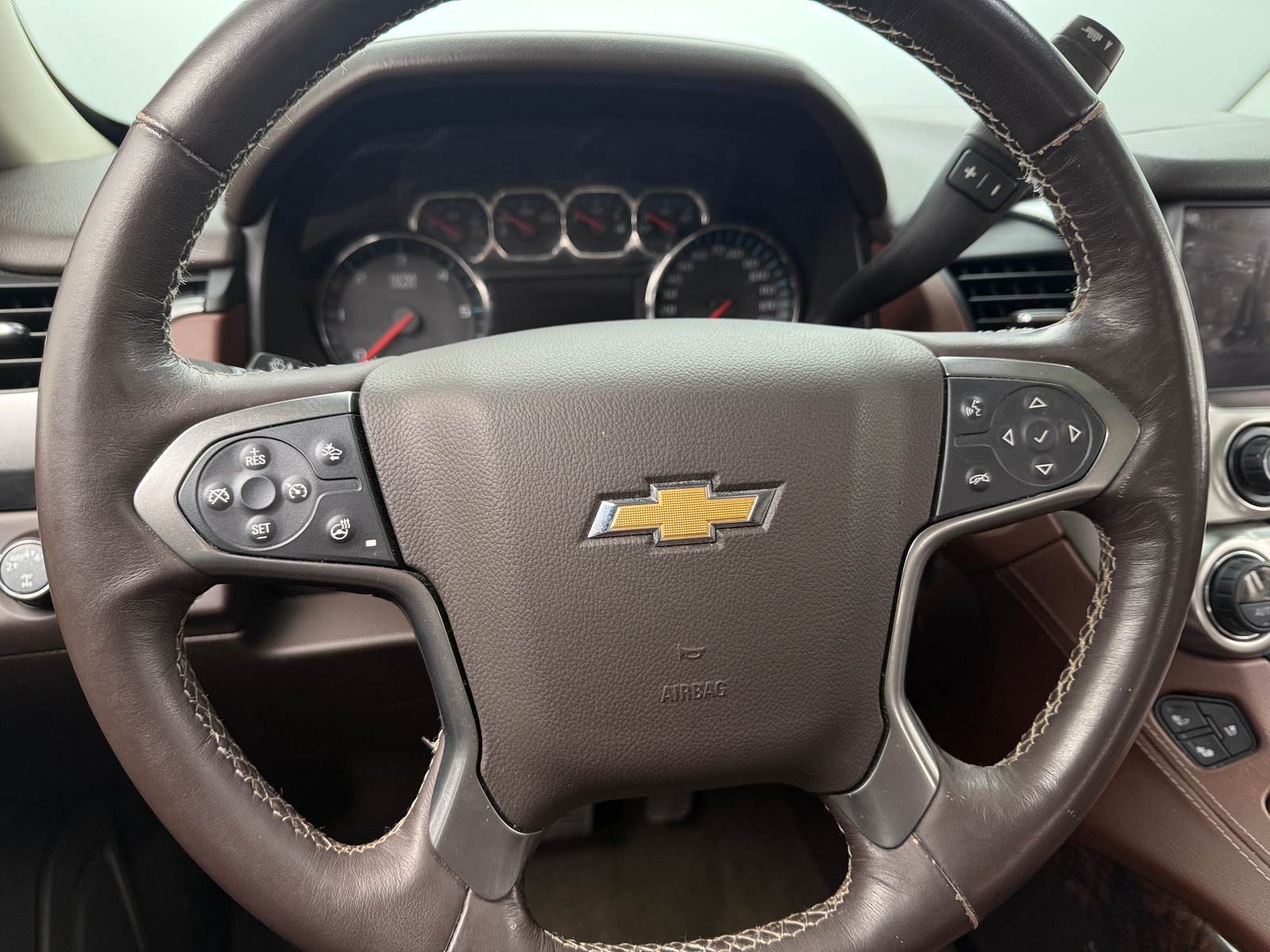 Thumbnail: 2017 Chevrolet Tahoe - 4