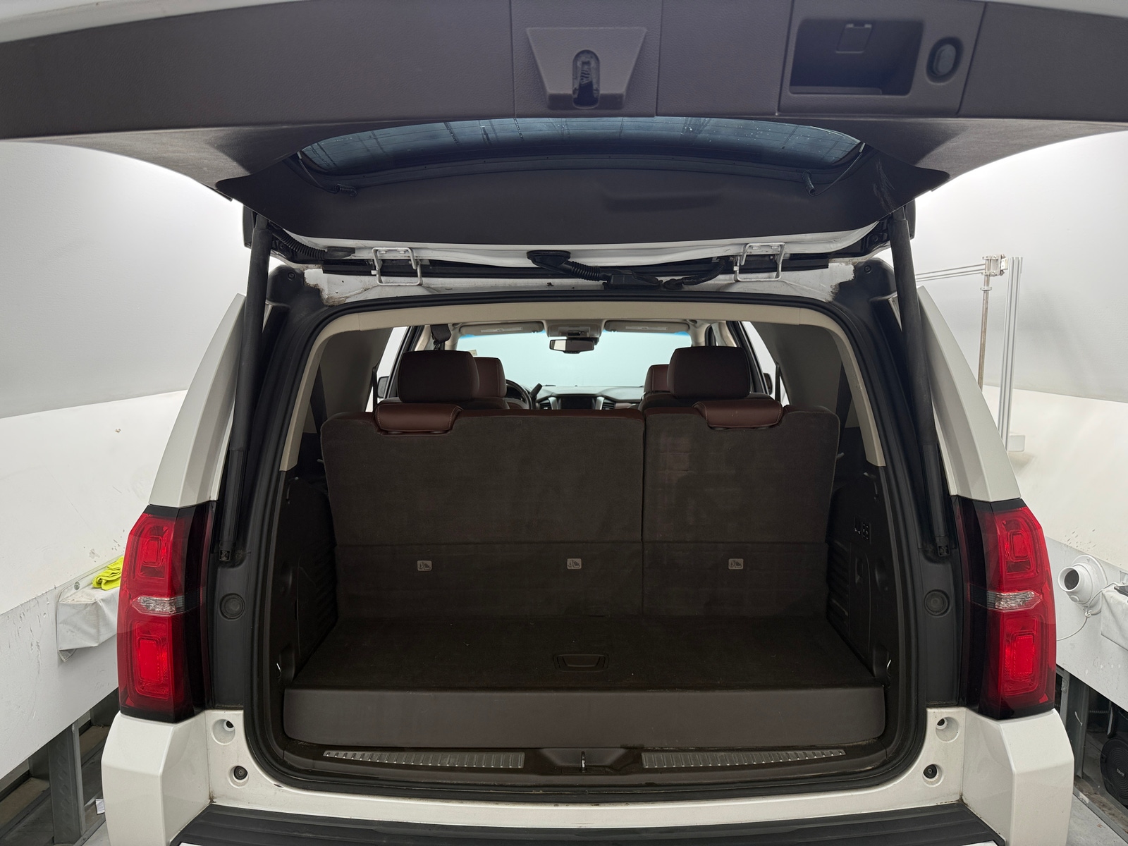 Thumbnail: 2017 Chevrolet Tahoe - 6