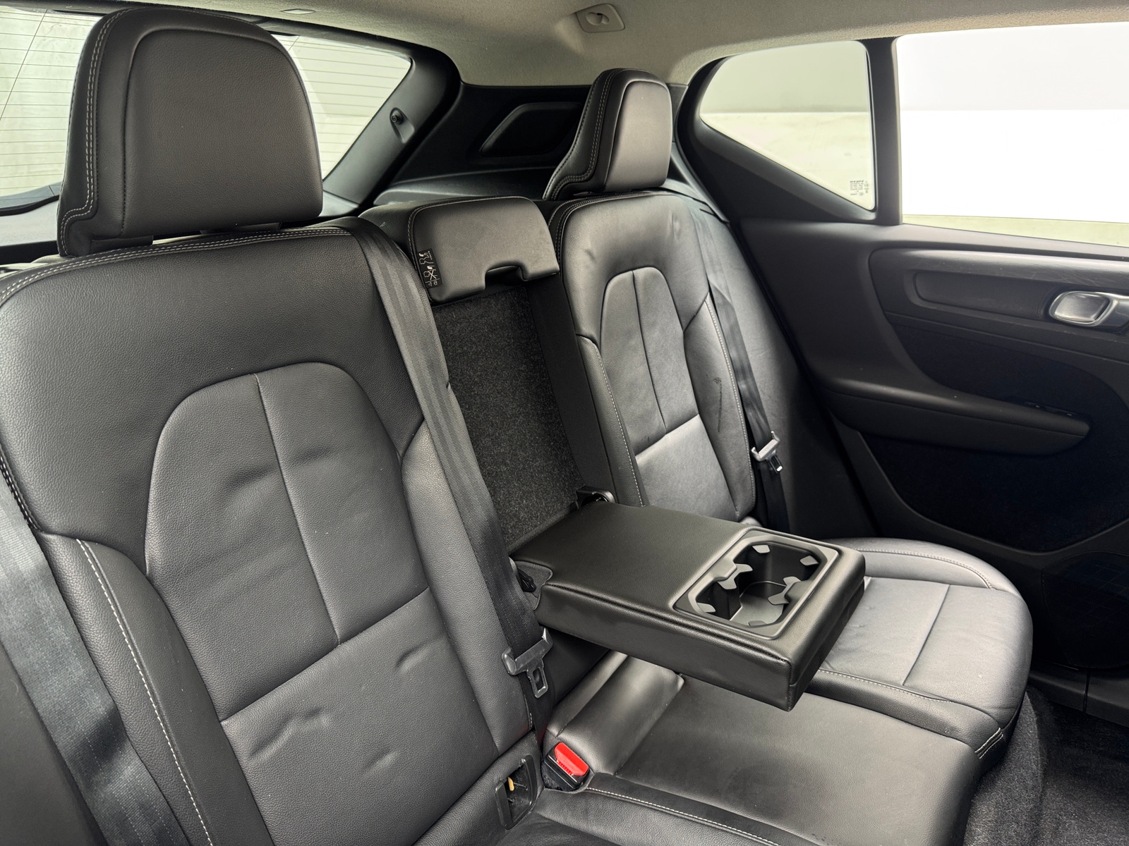 Thumbnail: 2020 Volvo XC40 - 6