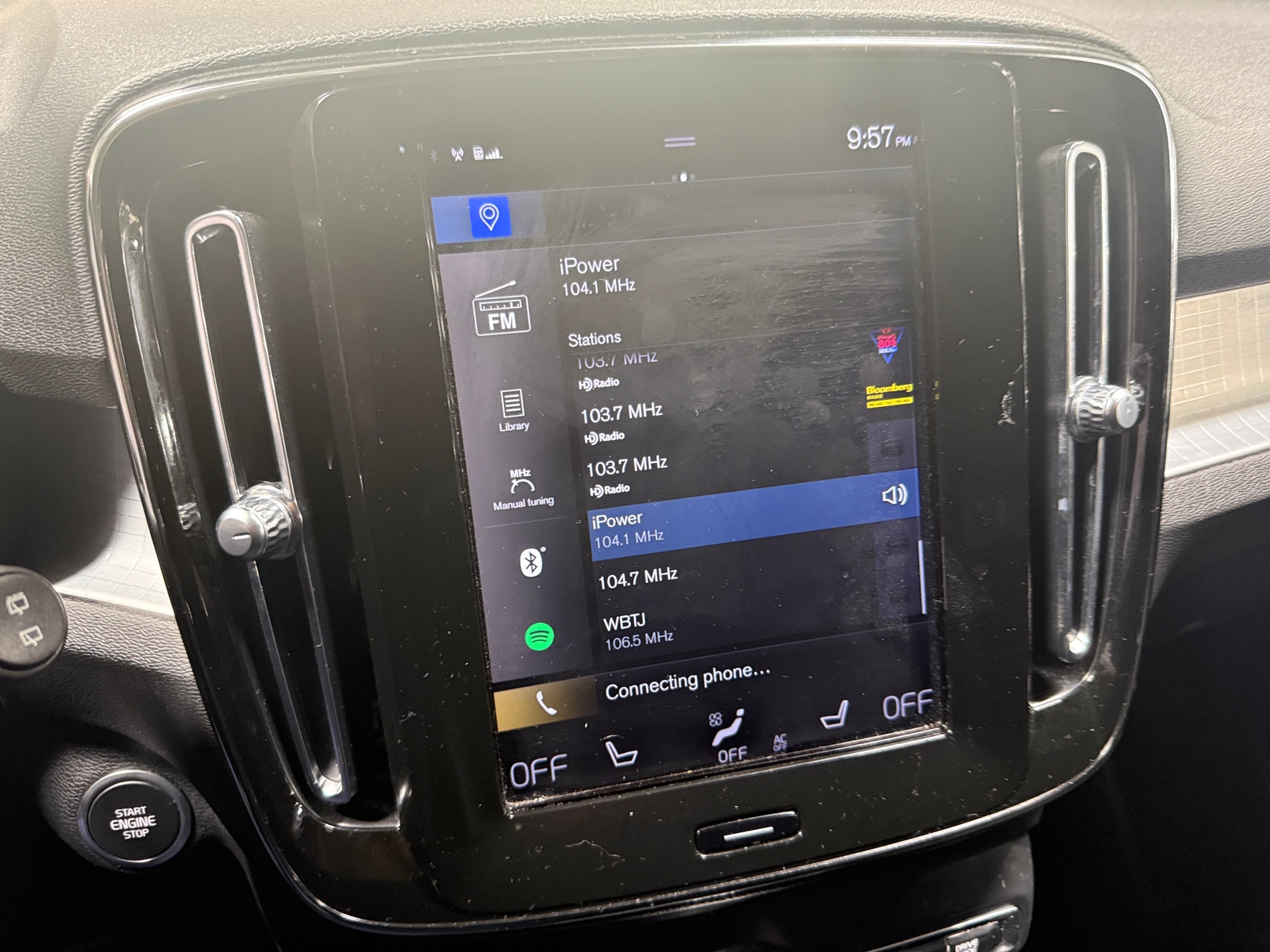 Thumbnail: 2020 Volvo XC40 - 4