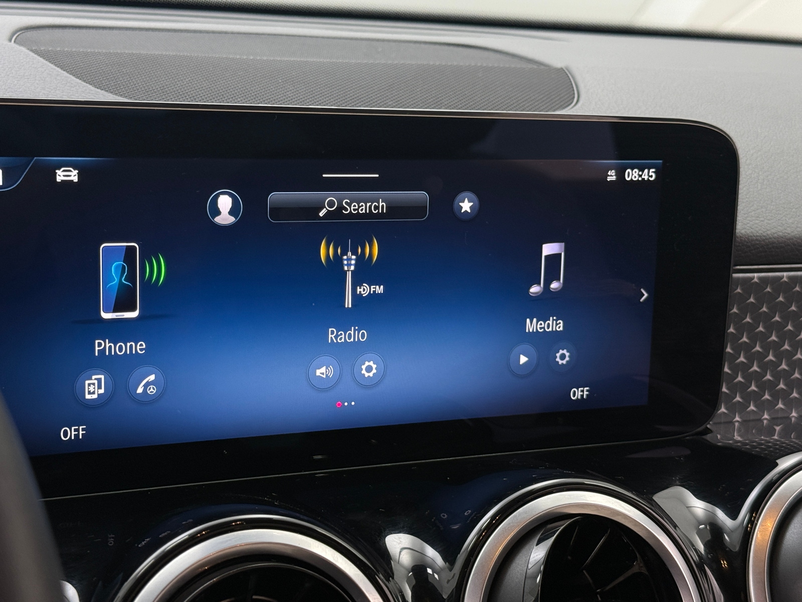 Thumbnail: 2025 Mercedes-Benz GLB - 3