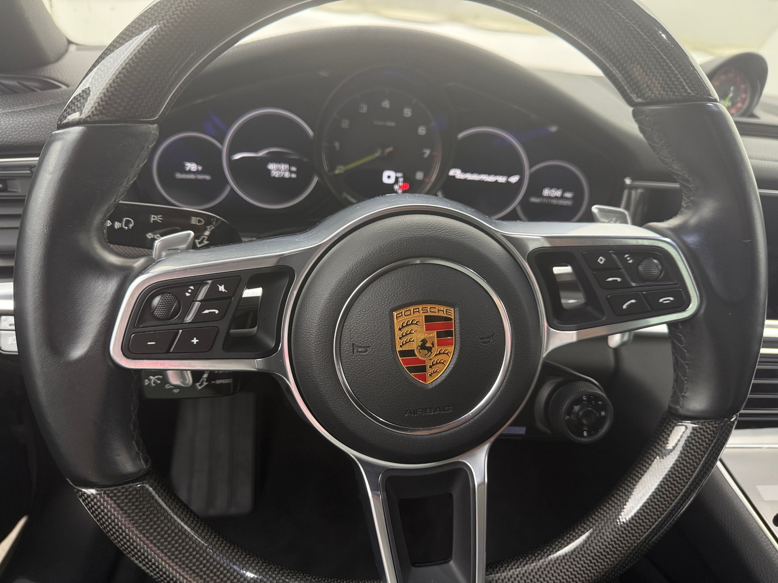 Thumbnail: 2018 Porsche Panamera - 4