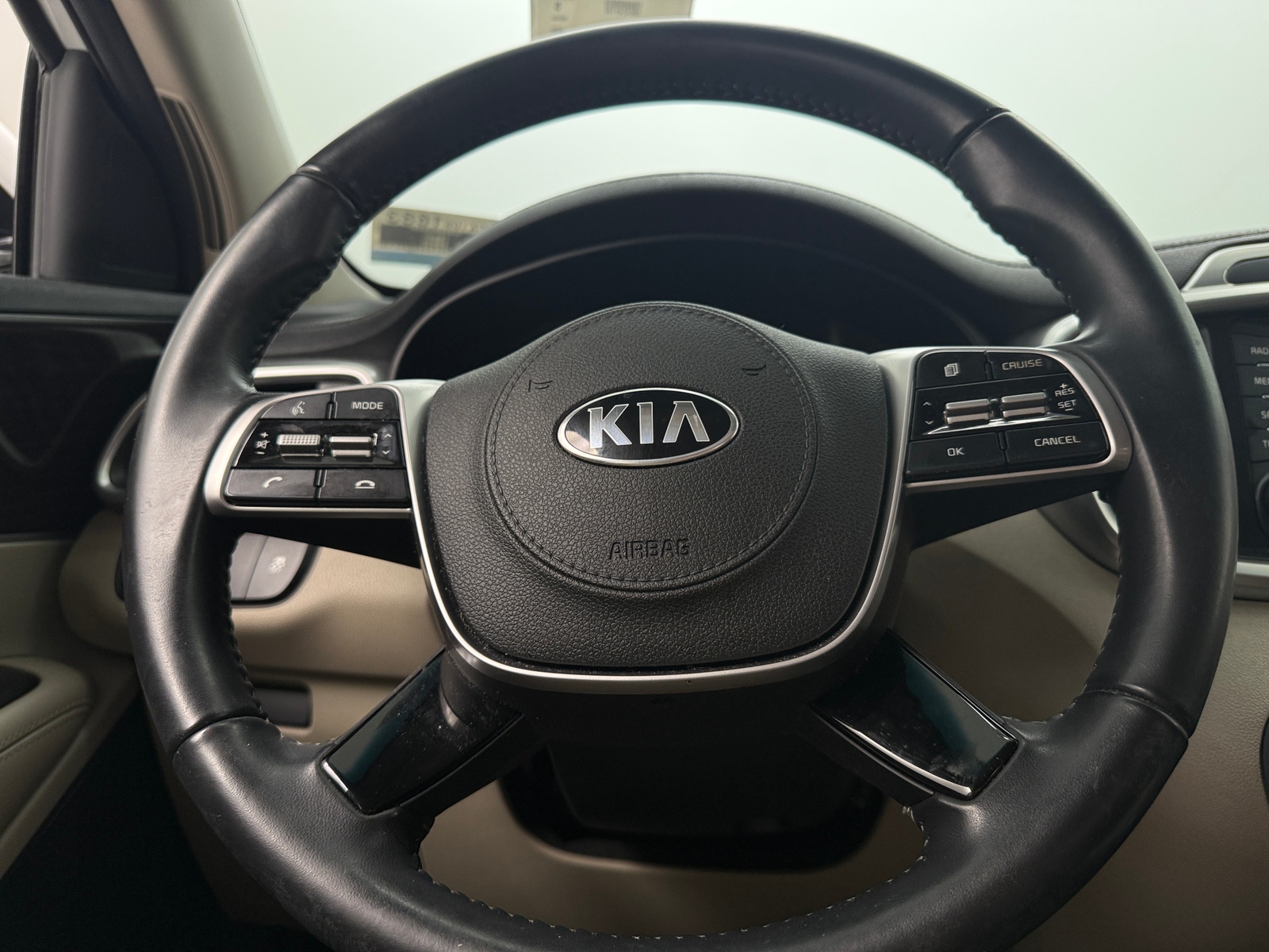 Thumbnail: 2020 Kia Sorento - 5