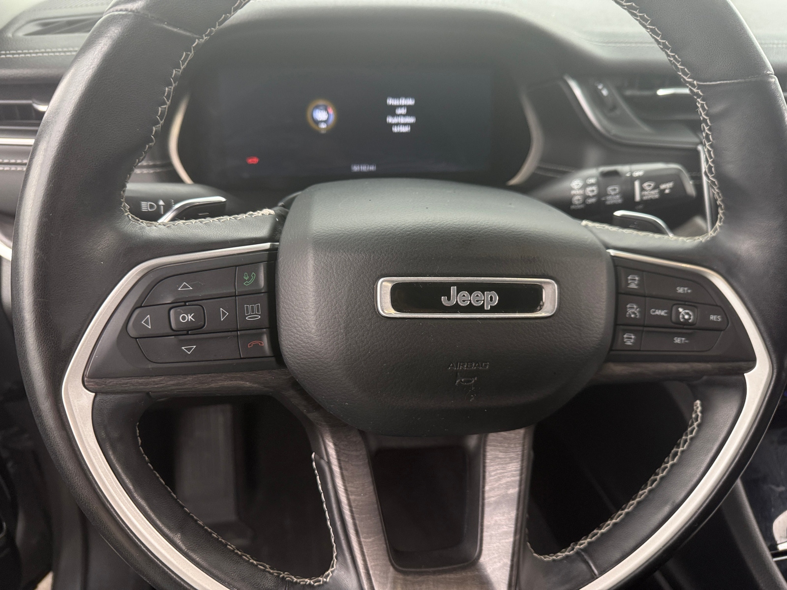 Thumbnail: 2021 Jeep Grand Cherokee L - 4