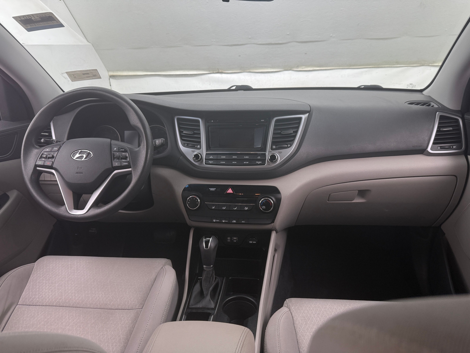 Thumbnail: 2017 Hyundai Tucson - 3