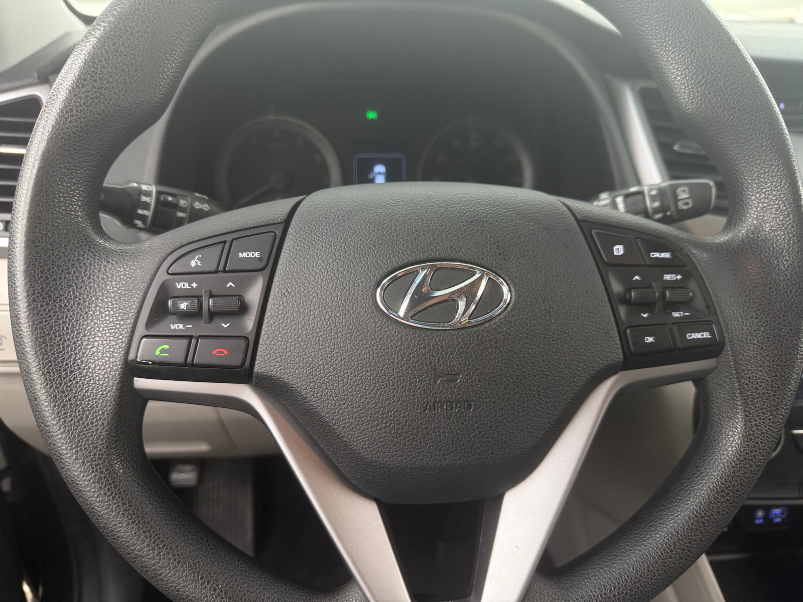 Thumbnail: 2017 Hyundai Tucson - 5