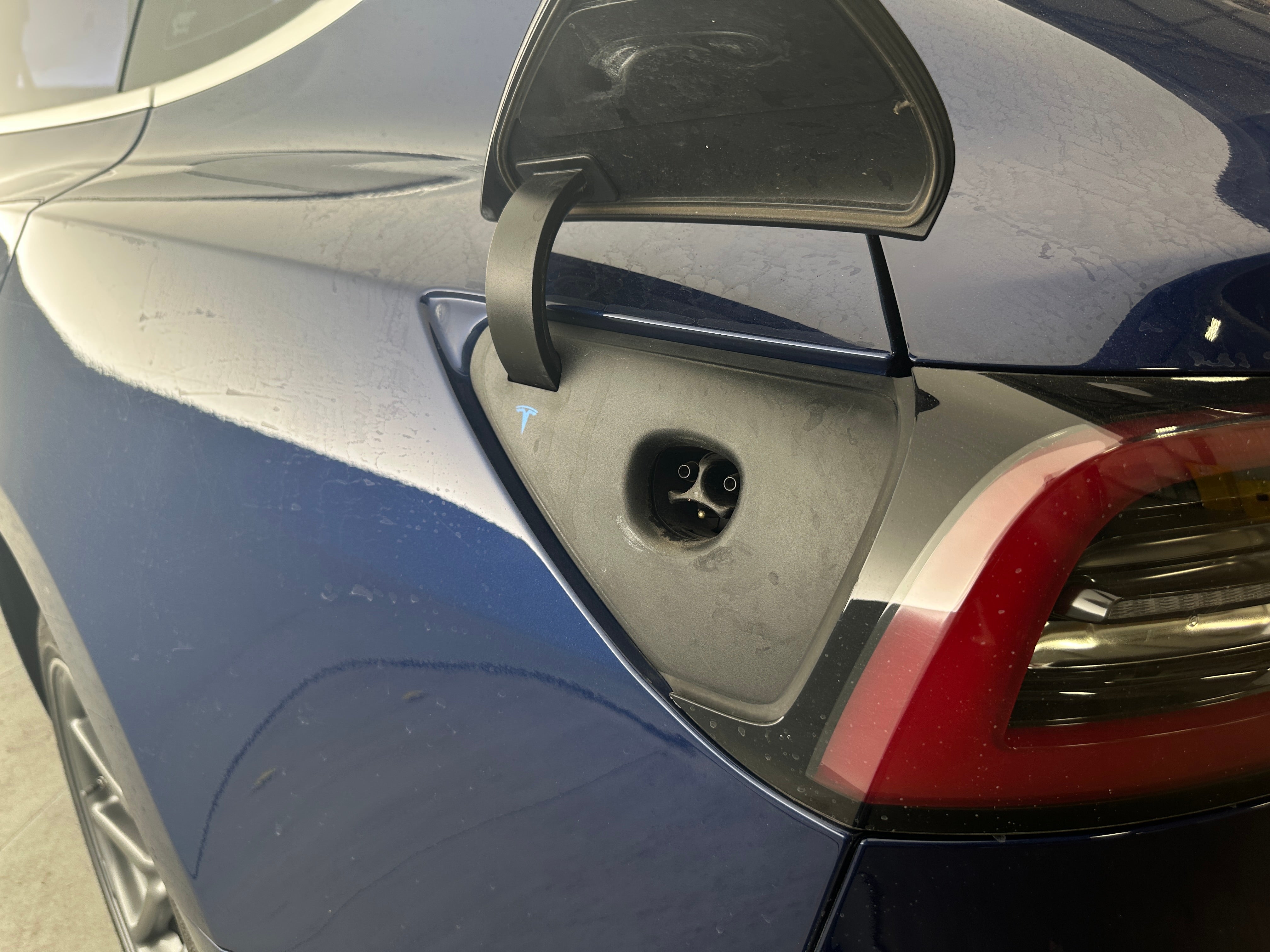 Used 2019 Tesla Model 3 Long Range with VIN 5YJ3E1EB2KF433094 for sale in Oak Creek, WI