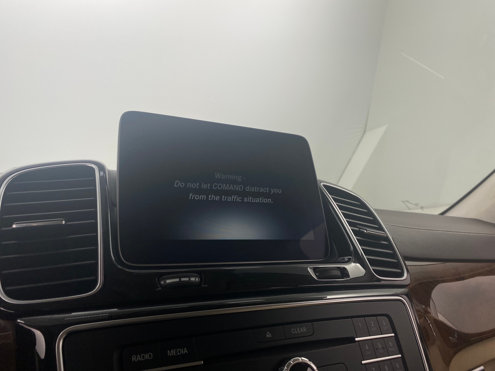 Thumbnail: 2019 Mercedes-Benz GLS - 3