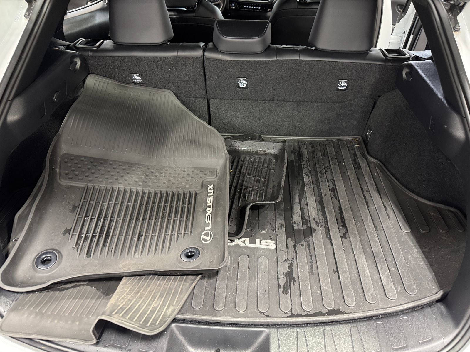 Thumbnail: 2024 Lexus UX - 6