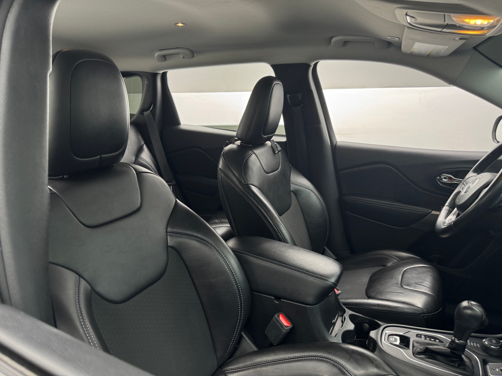 Thumbnail: 2019 Jeep Cherokee - 2