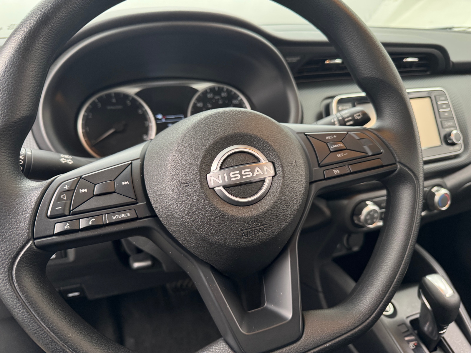 Thumbnail: 2024 Nissan Kicks - 5