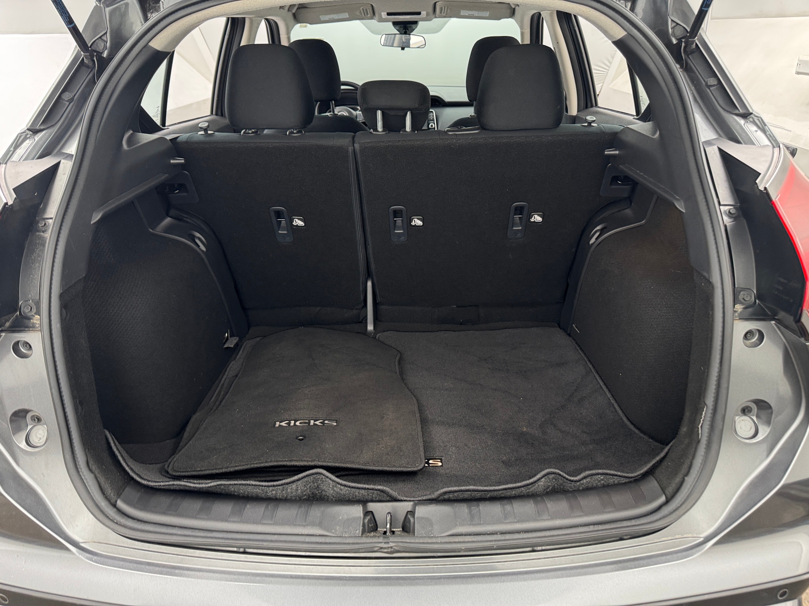 Thumbnail: 2024 Nissan Kicks - 7