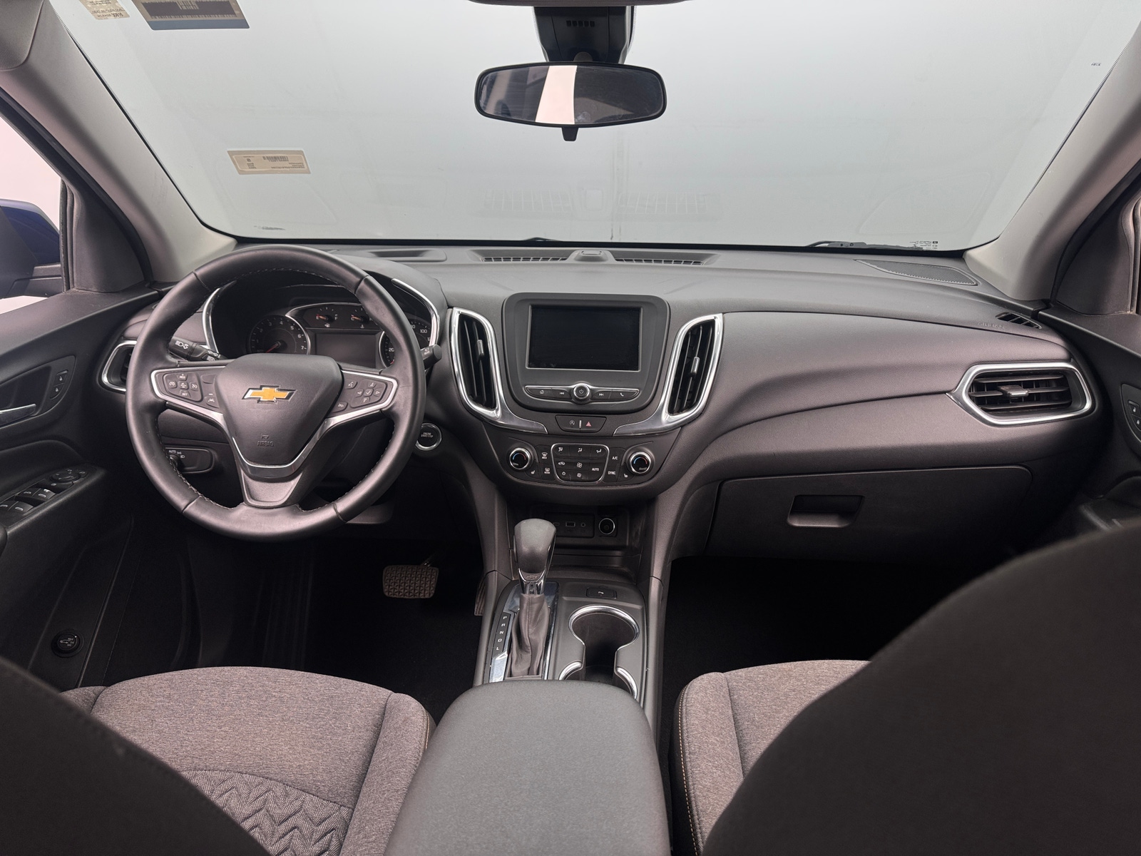 Thumbnail: 2023 Chevrolet Equinox - 3