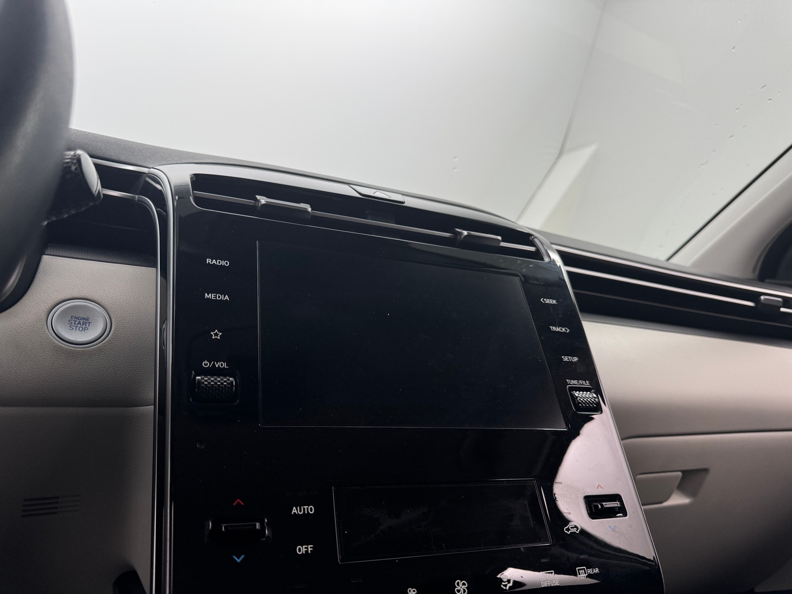 Thumbnail: 2024 Hyundai Tucson - 4