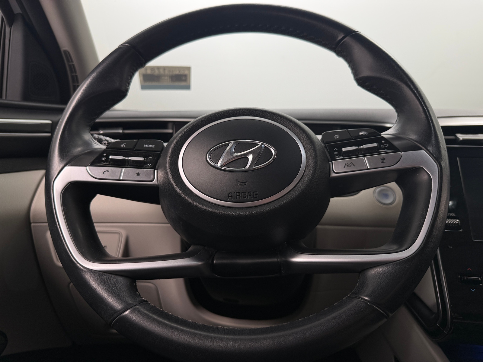 Thumbnail: 2022 Hyundai Tucson - 5