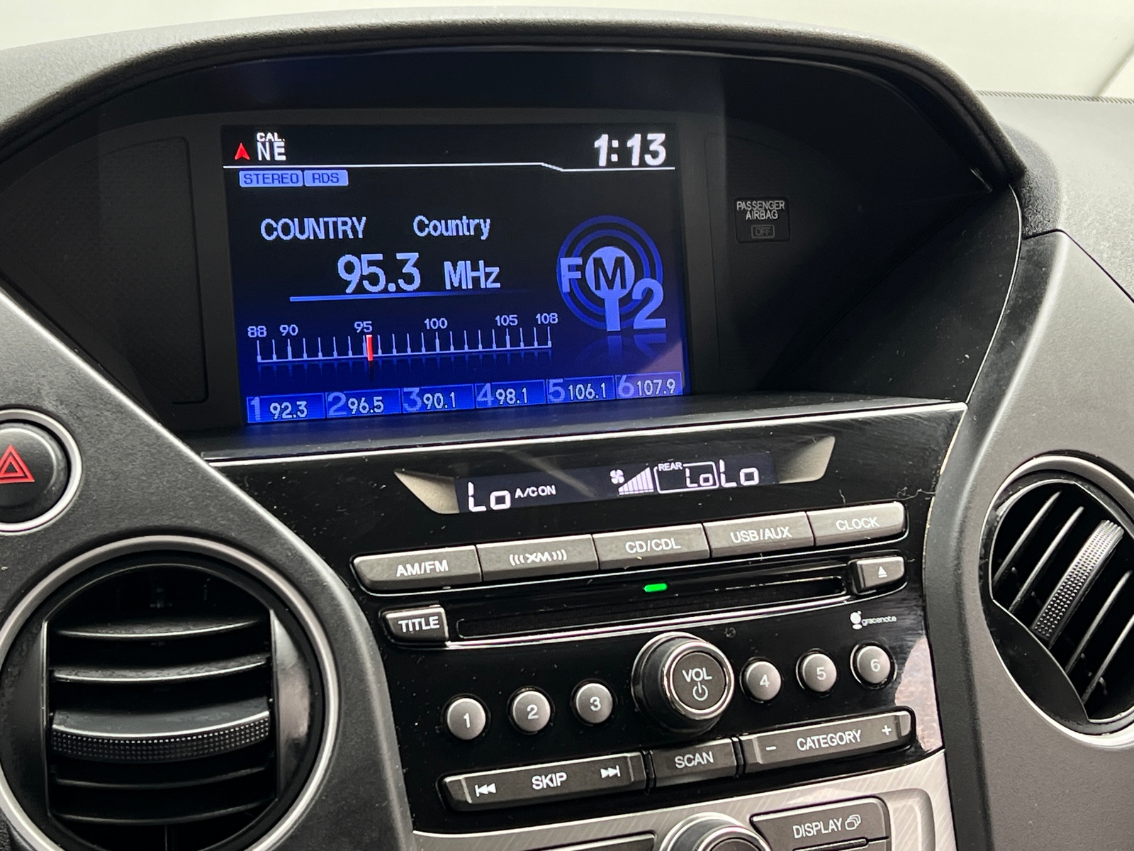 Thumbnail: 2015 Honda Pilot - 3