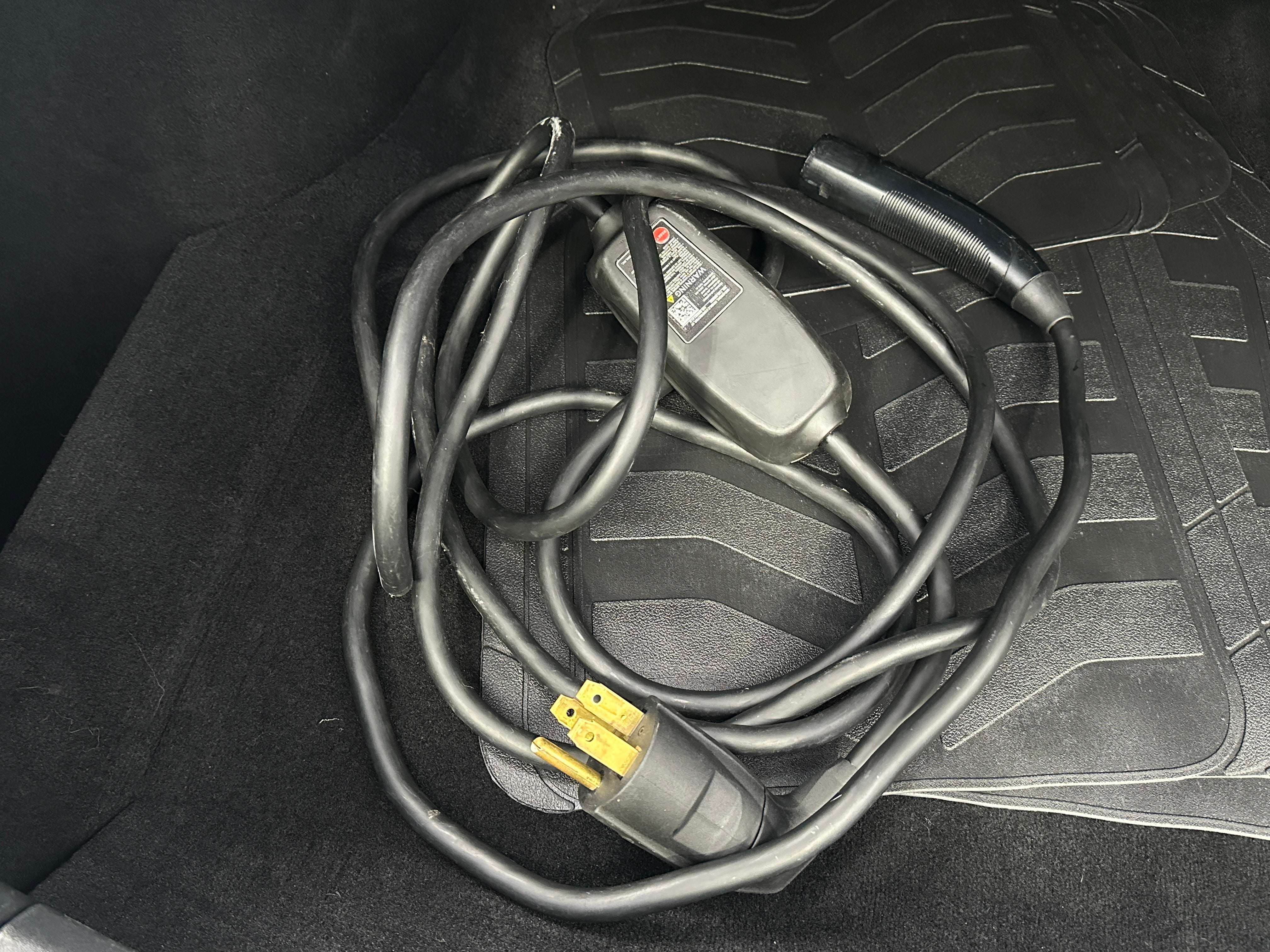 Used 2017 Tesla Model S 90D with VIN 5YJSA1E28HF184350 for sale in Oak Creek, WI