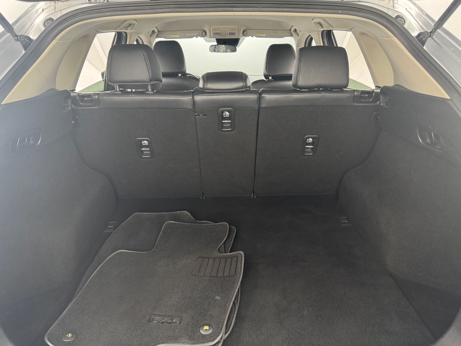 Thumbnail: 2020 Mazda CX-5 - 6