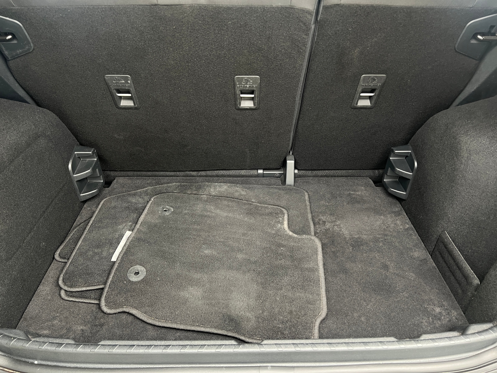 Thumbnail: 2019 Ford EcoSport - 7