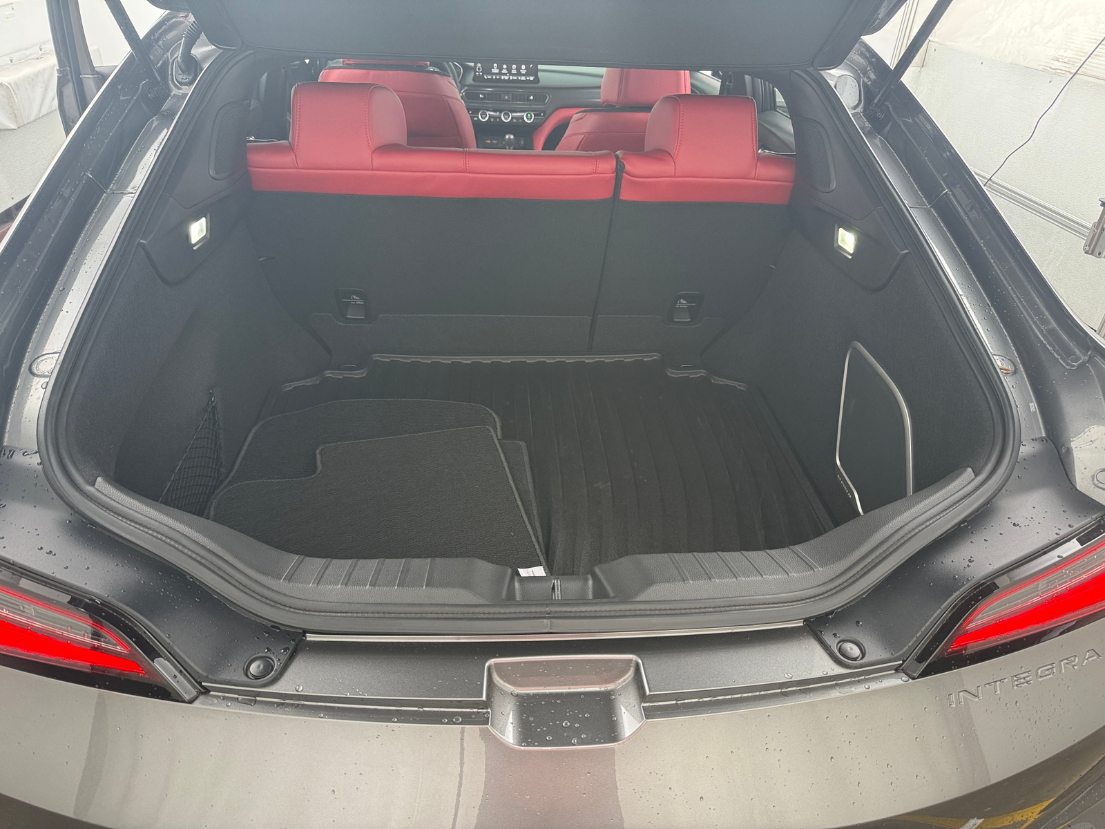 Thumbnail: 2025 Acura Integra - 6