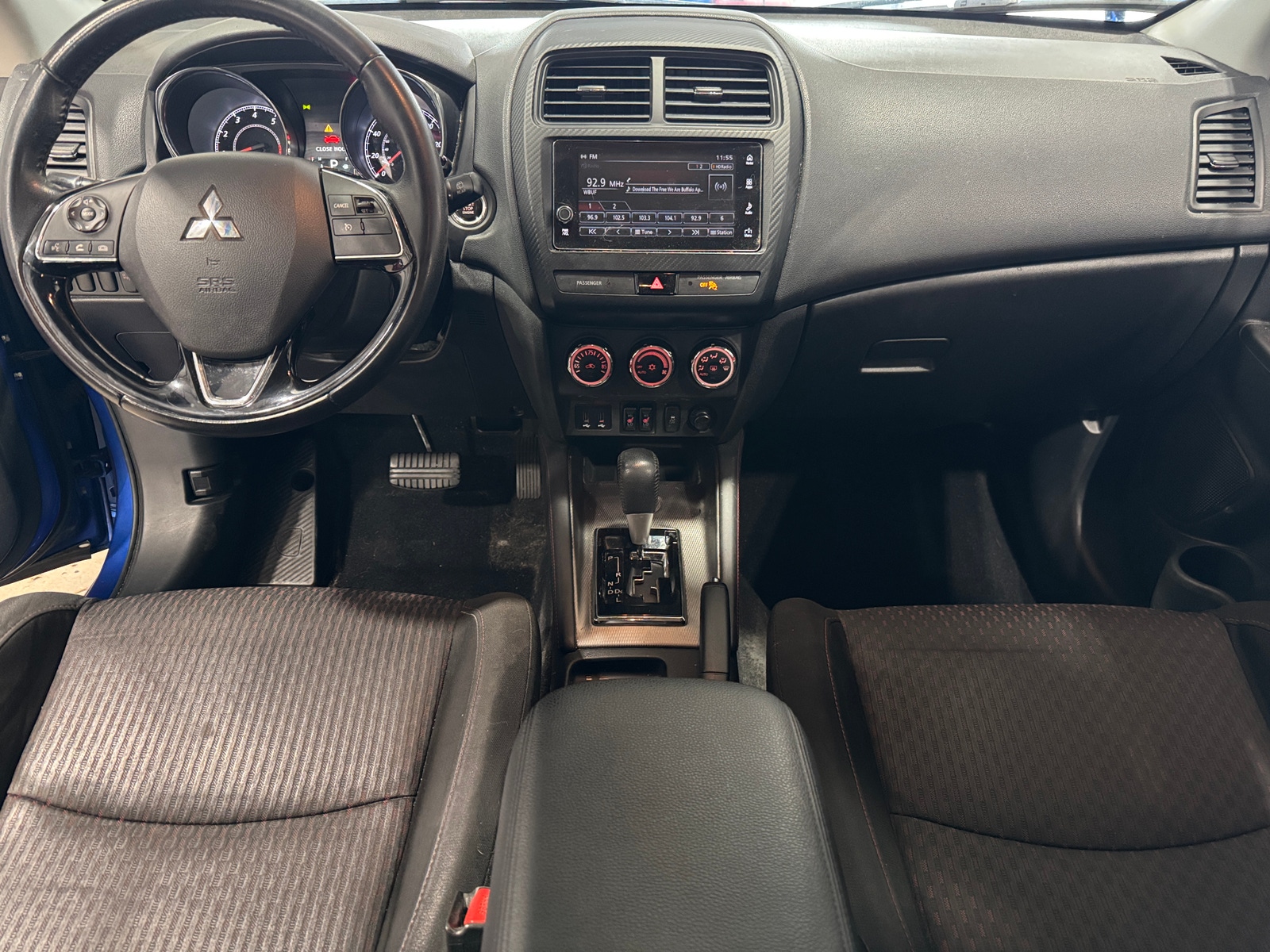 Thumbnail: 2019 Mitsubishi Outlander Sport - 3